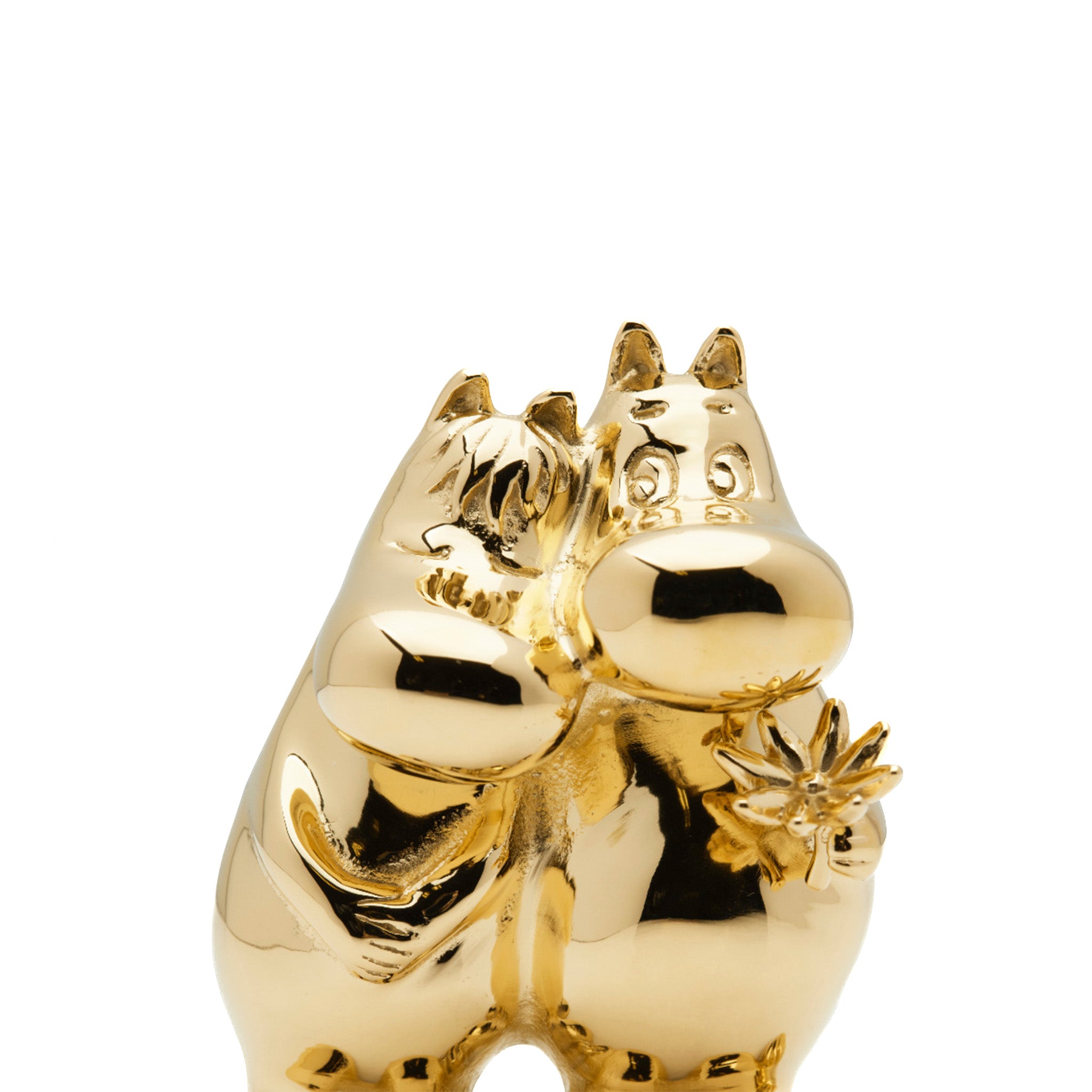 a gold Moomintroll and his beloved Snorkmaiden hugging