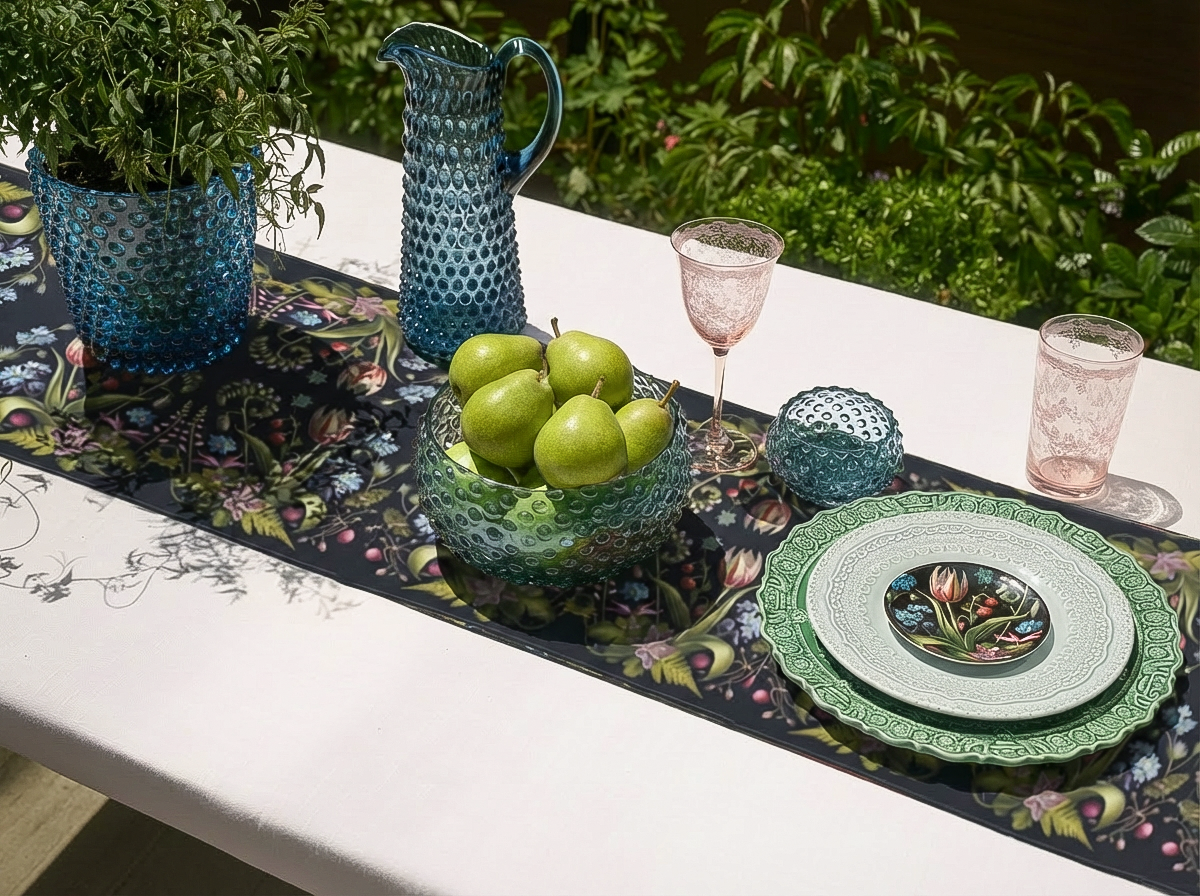 Setting the Table in Color: How to Mix & Match Summer's Best-Selling Hues