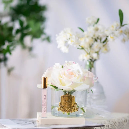 Limited Edition: Five Pink Blush Natural Perfumed Roses with Clear Vase | Côte Noire
