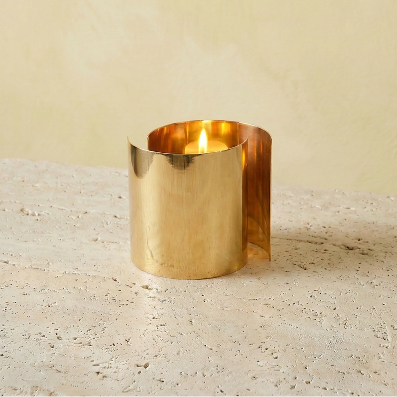 Infinity Candleholder - Large Brass