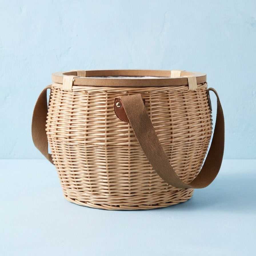 French Wicker Insulated Picnic Basket