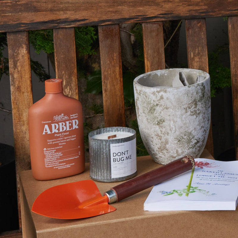 Don’t Bug Me Candle - For an Outdoor Decor Gift Set
