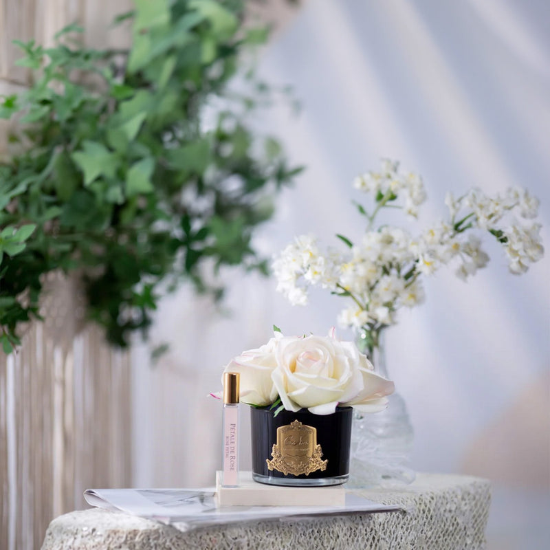 Five Pink Blush Natural Perfumed Roses with Black Vase | Côte Noire